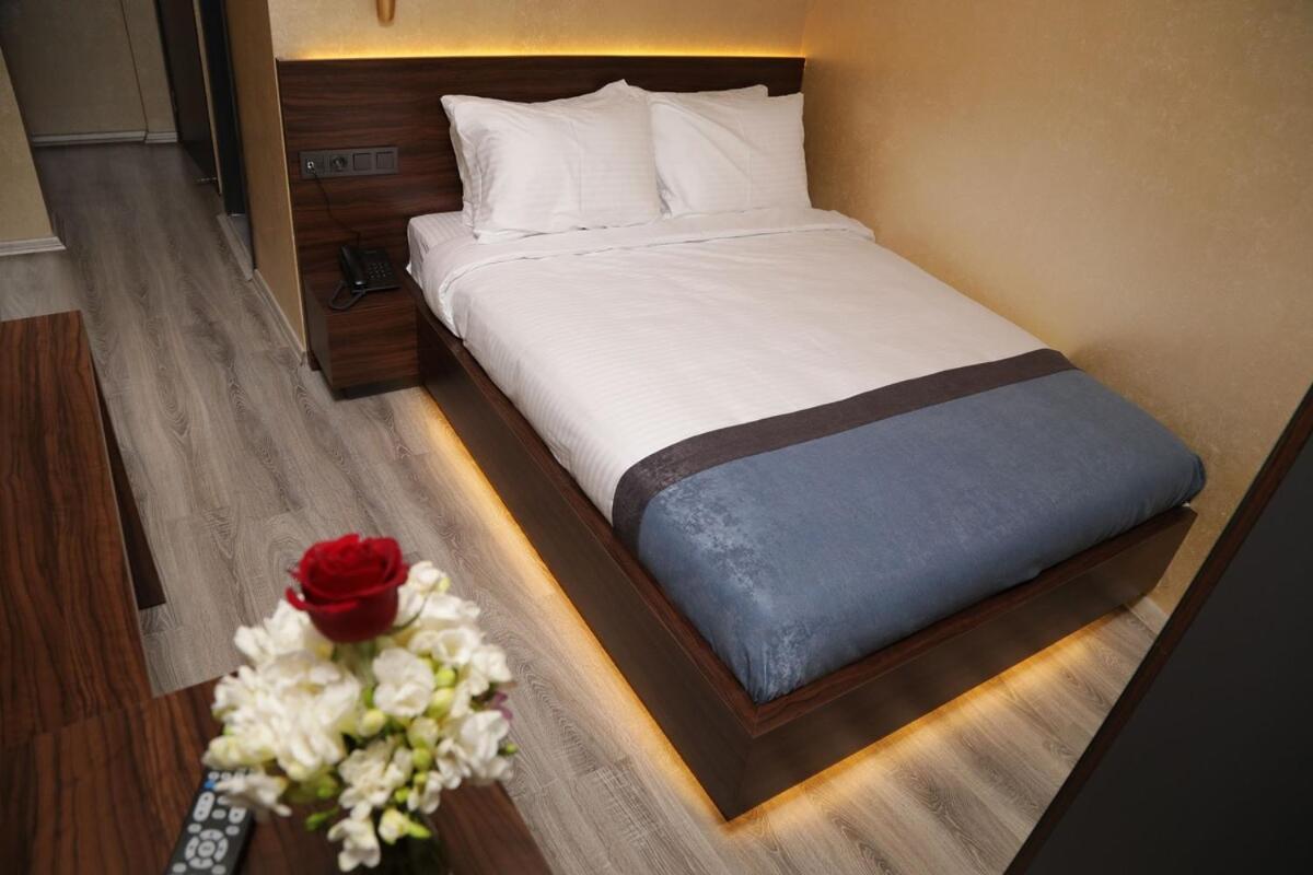 Taksim Heavenist Hotel - Istanbul — Photos 3